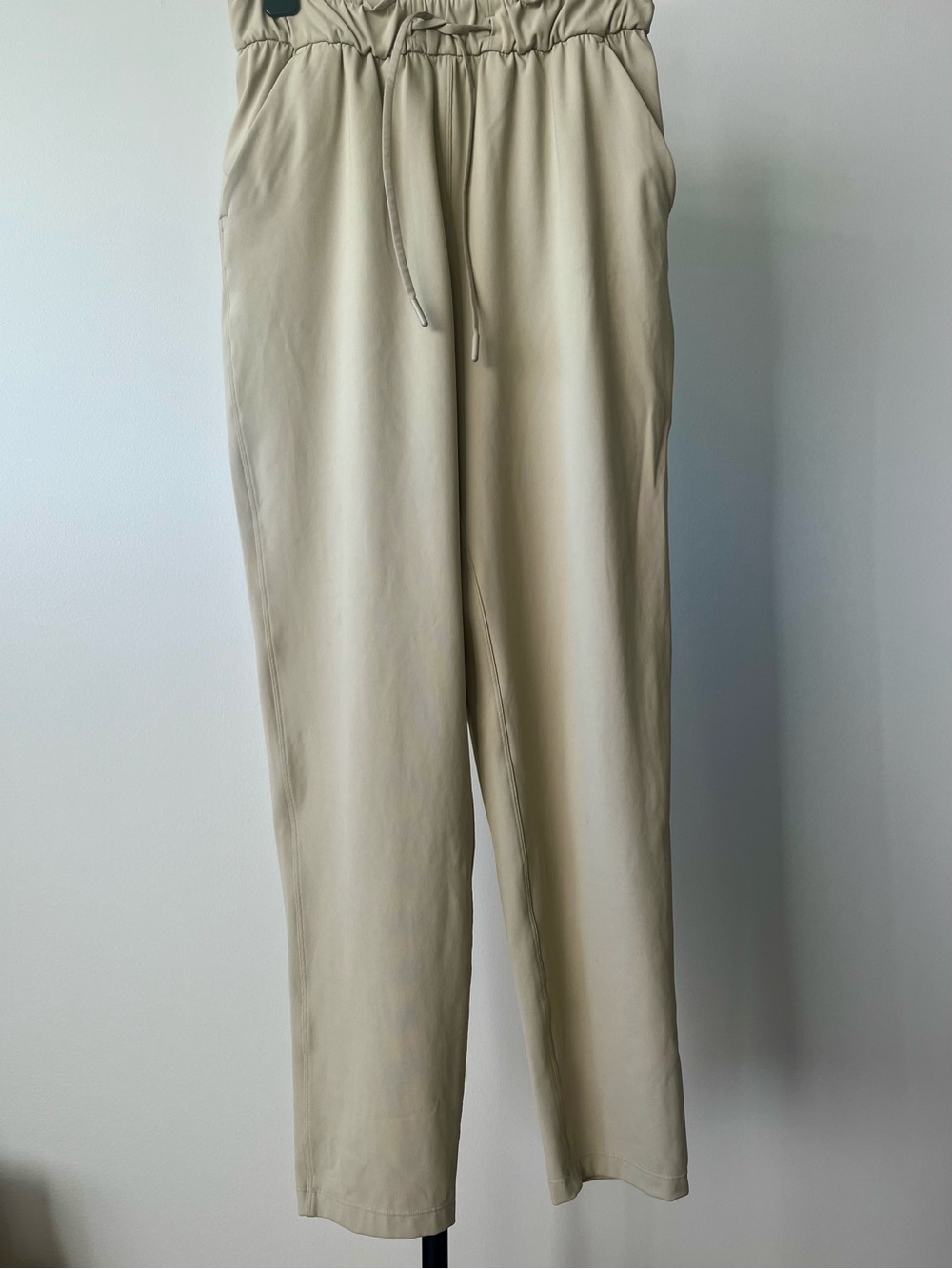Lululemon Women’s Keep Moving Pant 7/8 High-Rise Trench Size 4